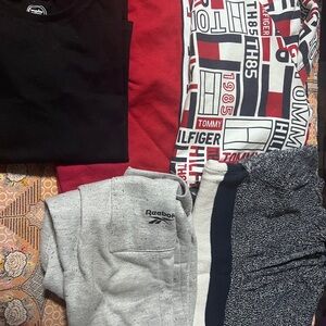 Tommy Hilfiger 5 pc bundle set for boys 7